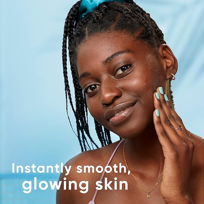 Gillette Venus Facial Razor, Exfoliating Dermaplaning Tool for Face, Replaceable Refills, Removes Fine Facial Hair, Exfoliates Dead Skin, Skin Defense Guard, Handle with 5 Blade Refills