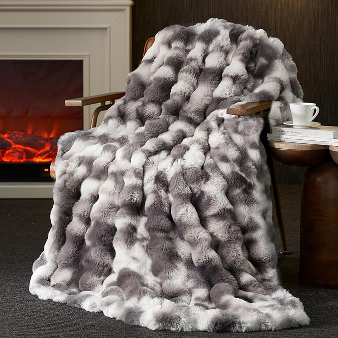 Amélie Home Faux Fur Throw Blanket for Couch, Fuzzy Soft Plush Thick Bubble Blanket for Sofa Bedroom Living Room, 50"x60" Inches, Tie-dye Grey