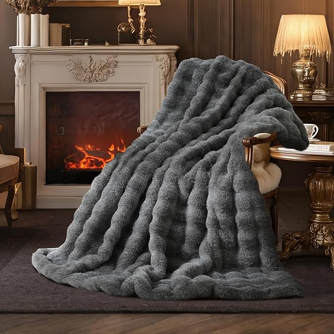 Amélie Home Faux Fur Throw Blanket for Couch, Fuzzy Cozy Soft Fluffy Fur Luxurious Soft Bubble Blanket for Sofa Bedroom Living Room, 60"x80" Inches, Ionic Wolf Gray