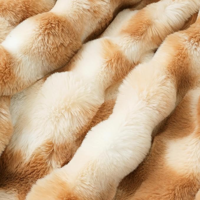 Amélie Home Faux Fur Throw Blanket for Couch, Fuzzy Soft Plush Thick Bubble Blanket for Sofa Bedroom Living Room, 50"x60" Inches, Tie-dye Kahki