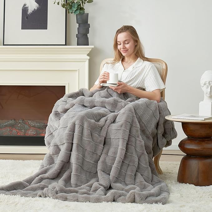 Cozy Bliss Fluffy Faux Fur Throw Blanket for Couch,Lightweight Cozy Soft Grey Throw Blankets for Sofa Bed Living Room,50x60 Inches