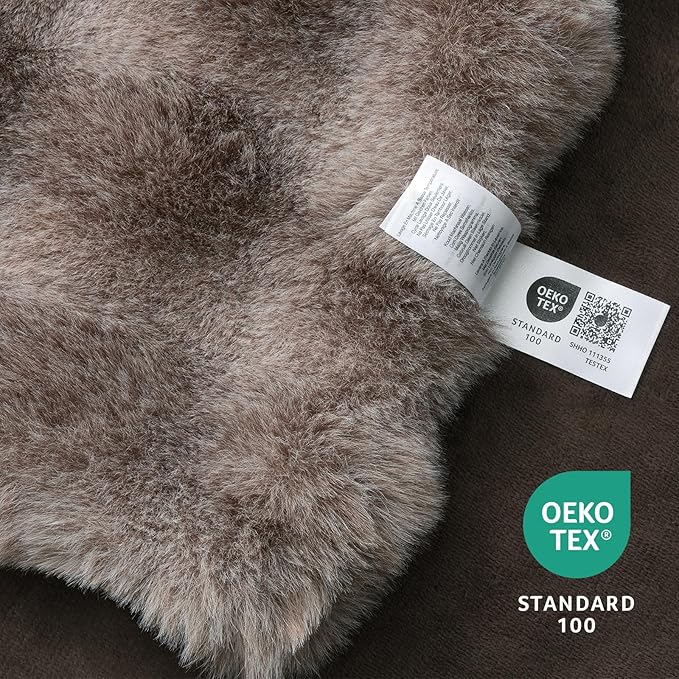 Amélie Home Faux Fur Throw Blanket for Couch, Fuzzy Cozy Soft Fluffy Fur Luxurious Soft Bubble Blanket for Sofa Bedroom Living Room, 60"x80" Inches, Ionic Bear Brown