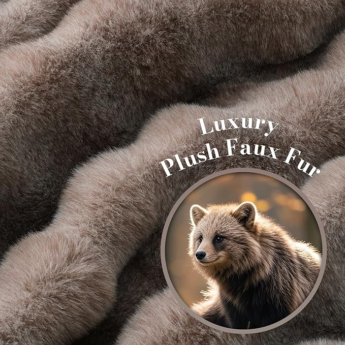 Amélie Home Faux Fur Throw Blanket for Couch, Fuzzy Cozy Soft Fluffy Fur Luxurious Soft Bubble Blanket for Sofa Bedroom Living Room, 60"x80" Inches, Ionic Bear Brown
