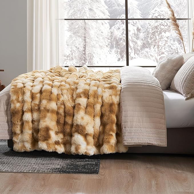 Amélie Home Faux Fur Throw Blanket for Couch, Fuzzy Soft Plush Thick Bubble Blanket for Sofa Bedroom Living Room, 50"x60" Inches, Tie-dye Kahki