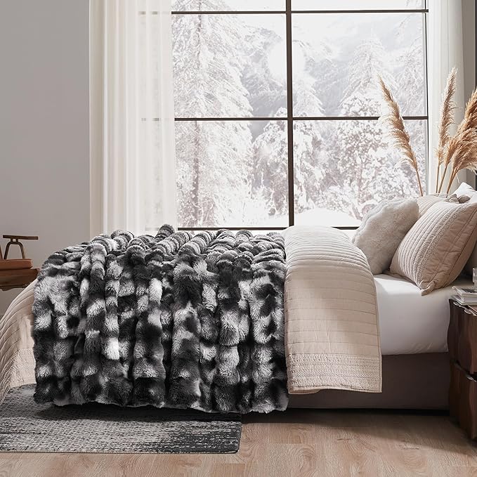 Amélie Home Faux Fur Throw Blanket for Couch, Fuzzy Soft Plush Thick Bubble Blanket for Sofa Bedroom Living Room, 60"x80" Inches, Tie-dye Black